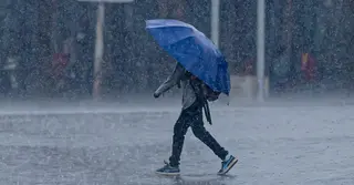 সারাদেশে বৃষ্টির পূর্বাভাস, বাড়তে পারে তাপমাত্রা